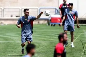 پرسپولیس در بهت فرو رفت / ستاره ملی پوش با پرسپولیس خداحافظی کرد ؟
