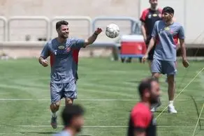 پرسپولیس در بهت فرو رفت / ستاره ملی پوش با پرسپولیس خداحافظی کرد ؟