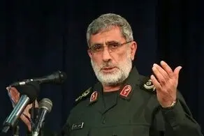 واکنش سردار قاآنی به خواندن نماز بر پیکر رهبر شهید 