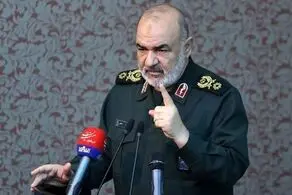 سردار سلامی: دشمنان در دنیای امروز ذخایر خود را برای ضربه به جمهوری اسلامی آماده می‌کنند