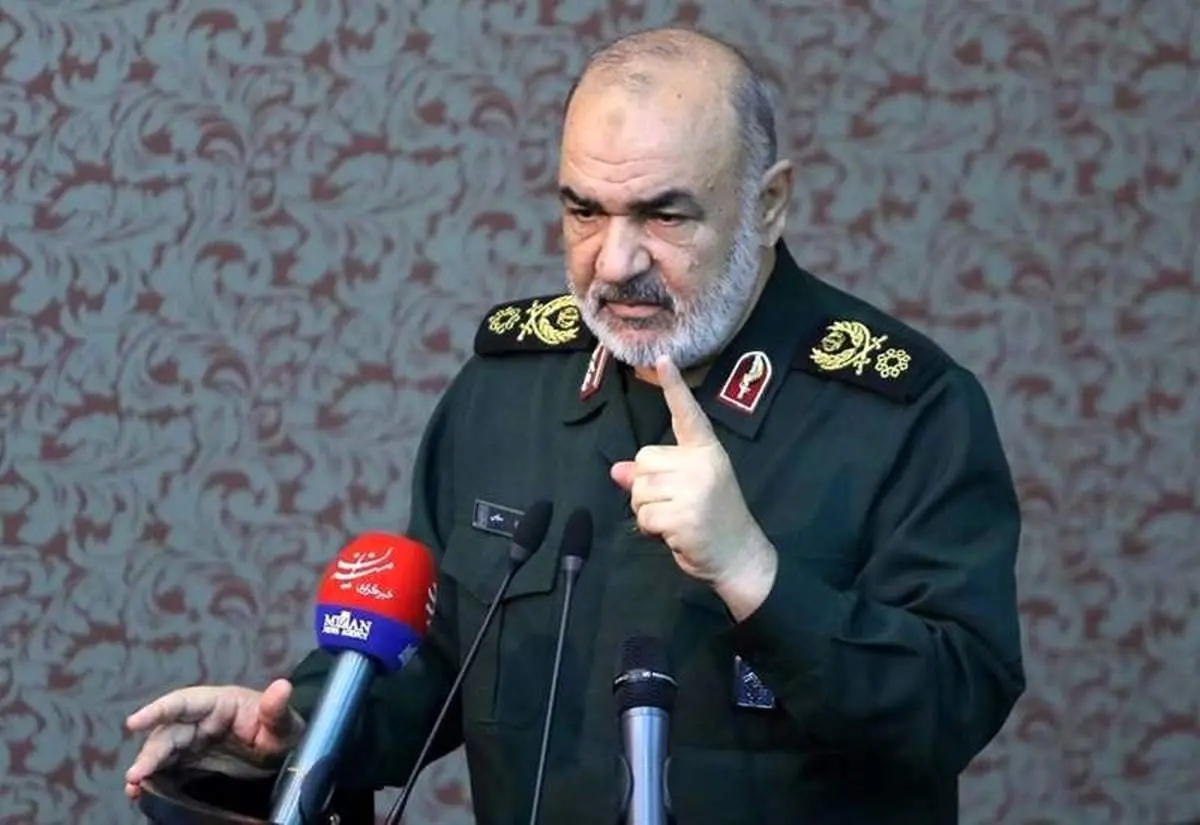سردار سلامی: دشمنان در دنیای امروز ذخایر خود را برای ضربه به جمهوری اسلامی آماده میکنند