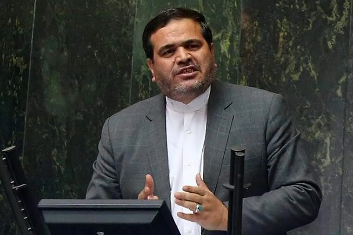 عنابستانی خطاب به وزیر بهداشت: تا کی در سایه واکسیناسیون کرونا می خواهید ضعف‌های وزارتخانه را بپوشانید؟