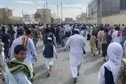 غارت بانک در خاش| فریاد «زنده باد ریگی» سر داده شد!+ببینید 