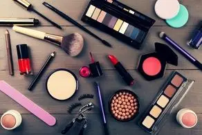 تلاش عجیب  و خبرساز یک مادر برای زیبایی دختر ۲ ساله اش+عکس