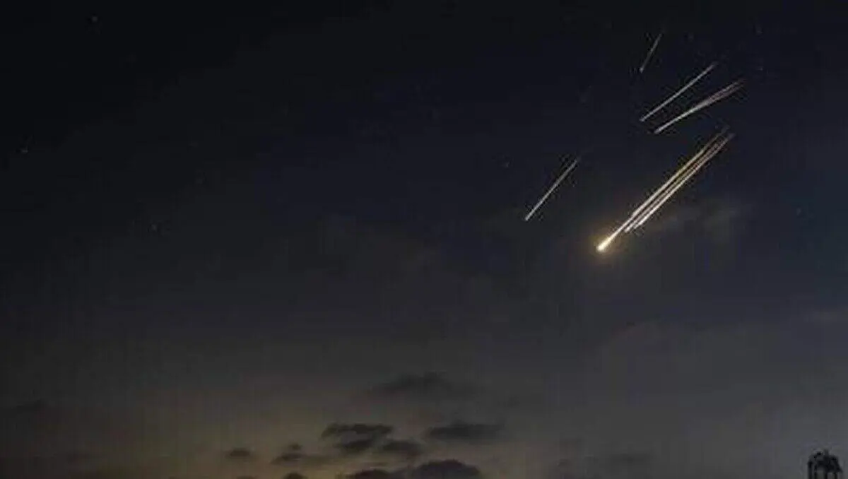 شلیک ممتد پدافند در غرب تهران