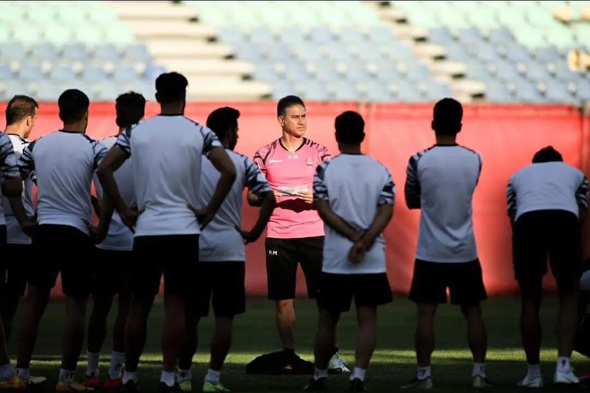 یحیی، پرسپولیسیها را تعطیل کرد