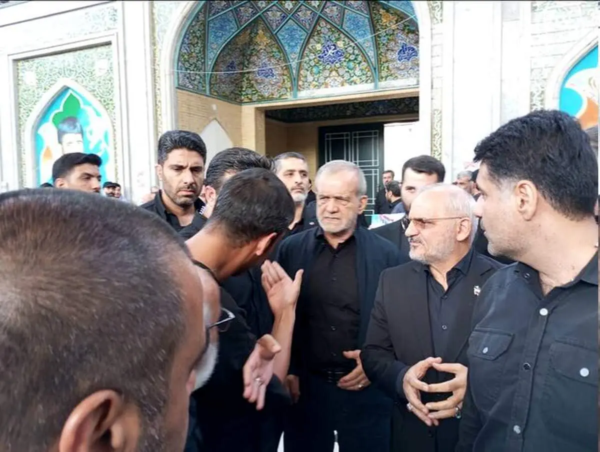 حضور پزشکیان در مراسم گرامیداشت فرماندهان شهید قرارگاه مرکزی خاتم الانبیاء