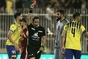 اقدام شبهه‌برانگیز کمک داور بازی پرسپولیس