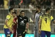 اقدام شبهه‌برانگیز کمک داور بازی پرسپولیس