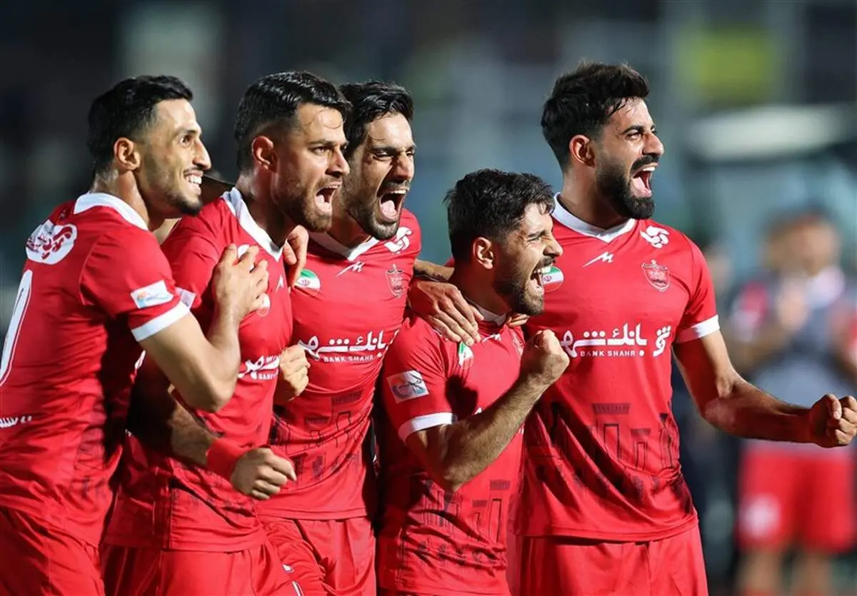 پرسپولیس با پیکان بالاخره به صدر رسید
