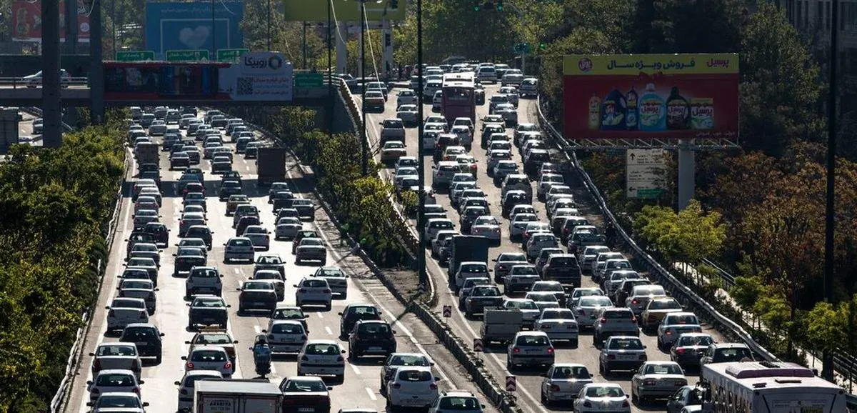 ترافیک سنگین در بزرگراه نواب و خیابان آزادی تهران