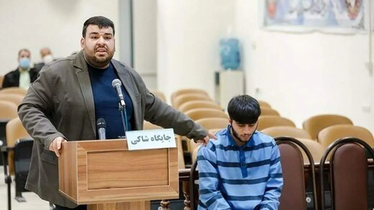 ضجه‌های تلخ و سوزناک مادر بزرگ «ماهان صدرات»: او را اعدام نکنید +ببینید 