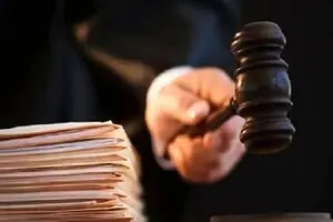 پلمب واحد تجاری‌ که در بازار تهران فشن شو برگزار کرد/ فیلم