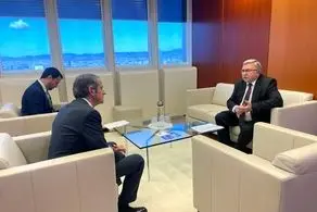 با گروسی درباره ایران رایزنی کردم 