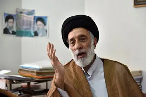 سیدهادی خامنه ای: ایجاد صف‌های کیلومتری برای خوردن غذا به هیچ‌وجه ارتباطی با شیوه امیرالمومنین (ع) ندارد