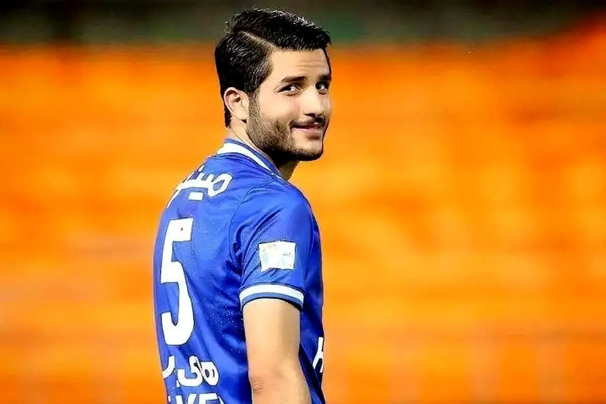 بمب خبری ؛ لژیونر استقلالی سرخ‌پوش می‌شود
