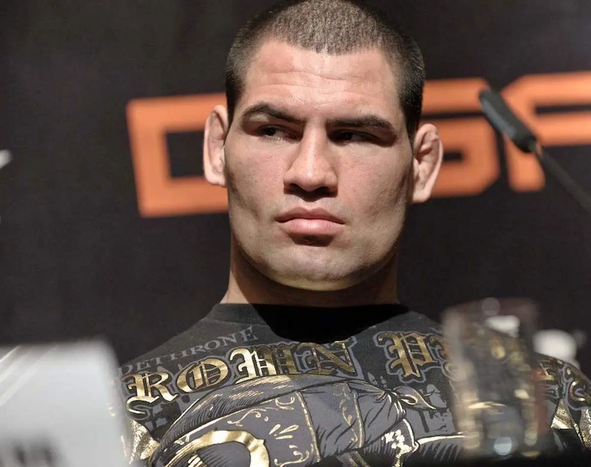 تلاش قهرمان پیشین UFC جهان برای قتل+عکس