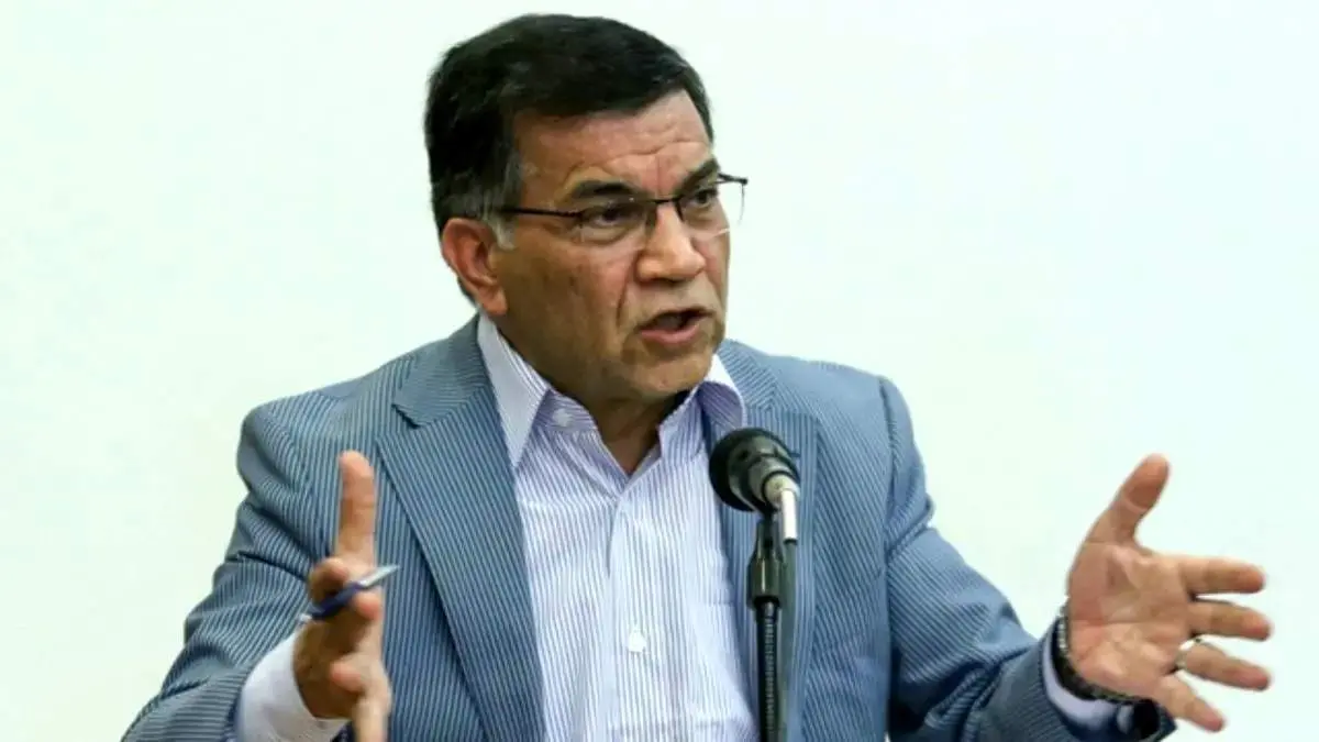 فعال سیاسی اصلاحطلب: دولت مجمع تشخیص مصلحت نظام را برای تصویب FATF قانع کند؛ نگذارید اطلاعات غلط دهند