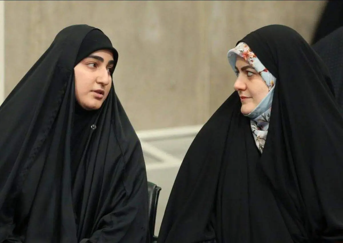 عکس از هم نشینی زهرا پزشکیان و نرگس سلیمانی + ببینید 