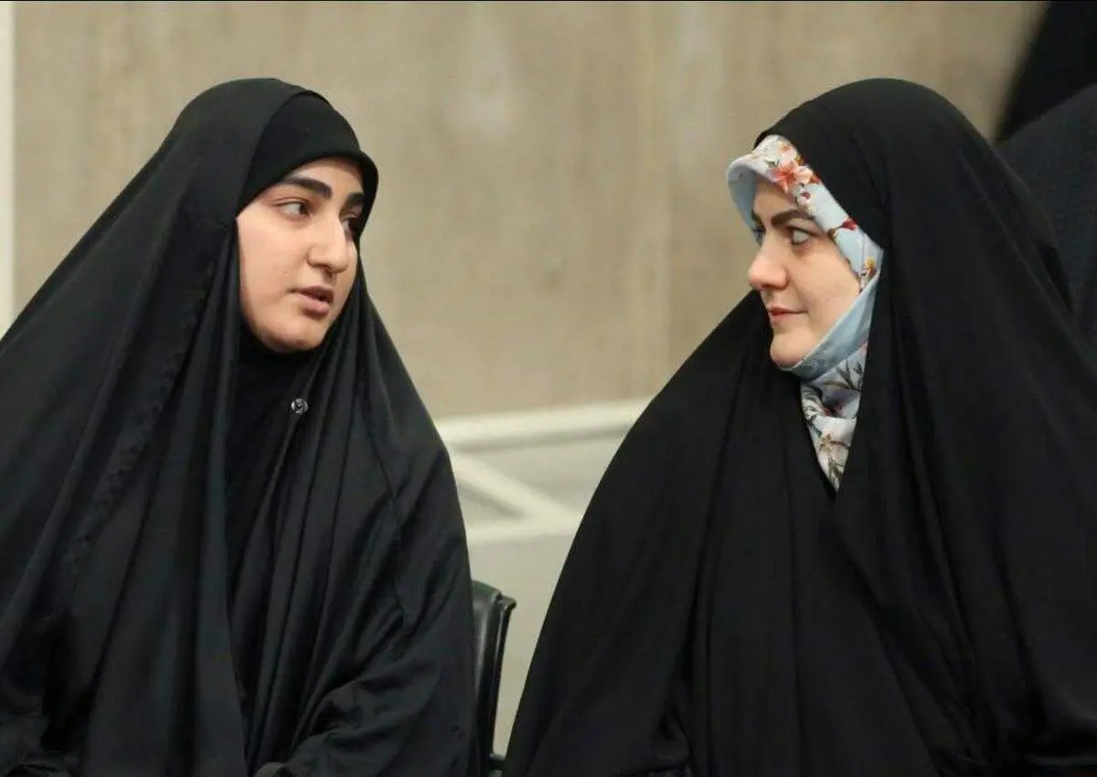 عکس از هم نشینی زهرا پزشکیان و نرگس سلیمانی + ببینید 