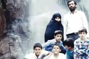 پزشکیان با دیدن عکس همسر مرحومش منقلب شد/ لحظات احساسی رئیس جمهور را ببینید