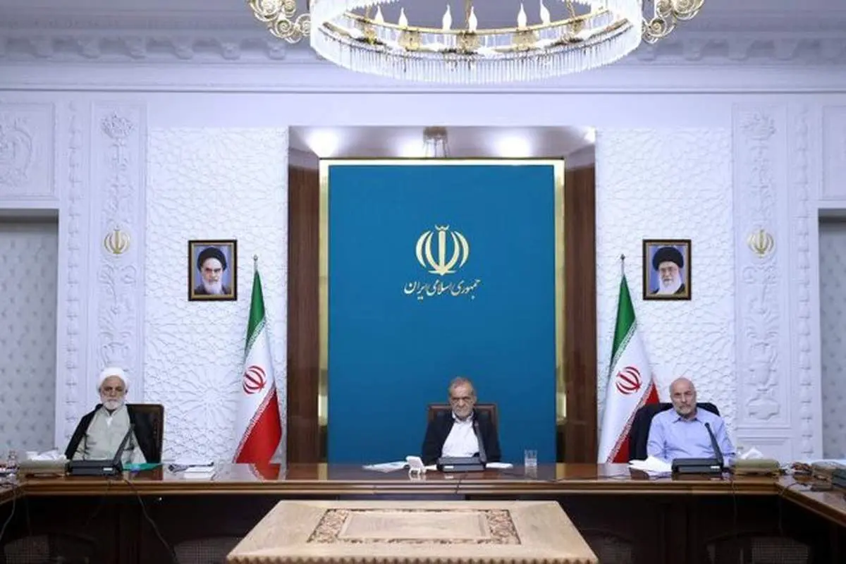 اختصاص یک و نیم میلیارد دلار تسهیلات برای تامین تجهیزات نیروگاههای خورشیدی