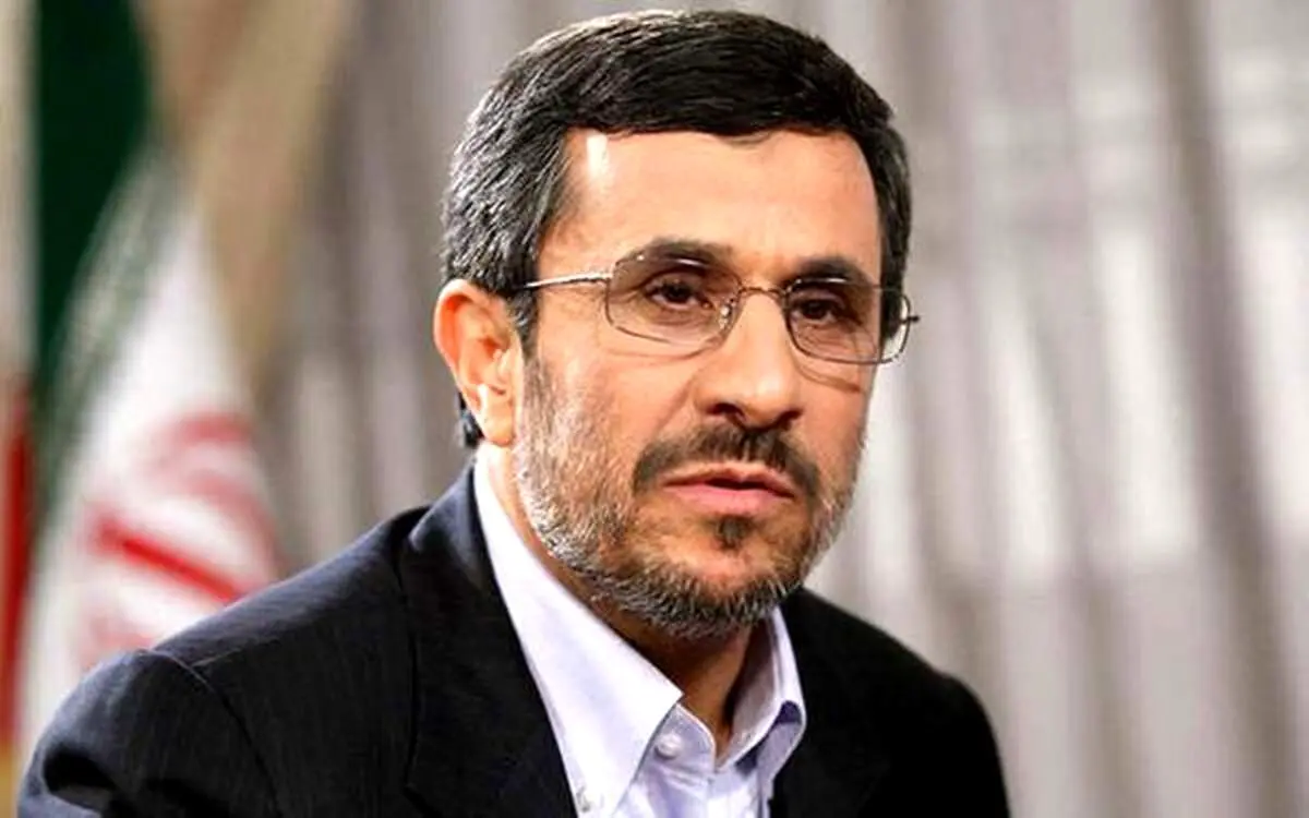 سیاست‌مدار اصلاح‌ طلب: احمدی‌نژاد تبدیل به اپوزوسیون شده/ پاسخ زشت و زننده سایت نزدیک به احمدی نژاد 