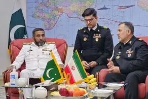در دیدار فرماندهان نیروی دریایی ایران و پاکستان چه گذشت؟ 