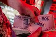 خیز بلند لیر برای سقوط آزاد/ وحشت در ترکیه