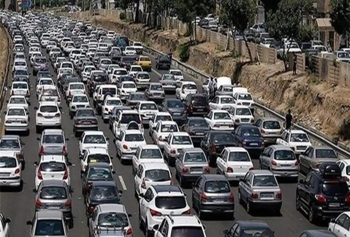 ترافیک سنگین در۶ معبر بزرگراهی تهران
