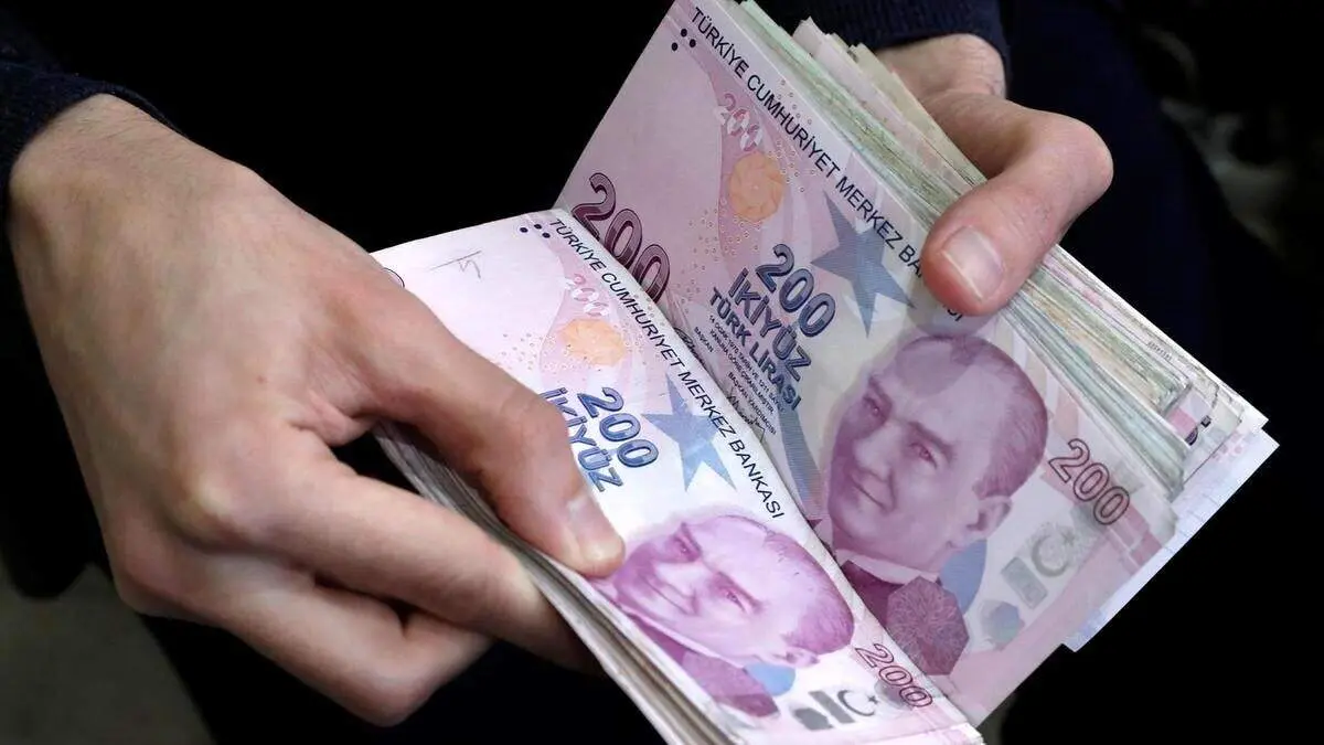 خیز بلند لیر در تهران!/ پول ملی ترکیه در ایران جان تازه‌ای گرفت