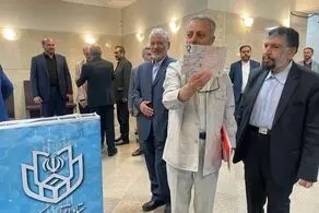 زریبافان داوطلب کاندیداتوری انتخابات ریاست جمهوری شد 