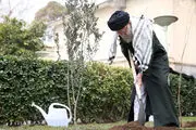 از حضور ملت ایران در پای صندوق‌های رأی در ۱۱ اسفند تشکر می کنم/ کسانی که توانایی ورود به امداد و کمک به سیستان و بلوچستان را دارند، برای کمک‌رسانی وارد شوند