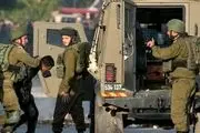 سرباز اسرائیلی این زن فسطینی را زیرپا لِه کرد+فیلم