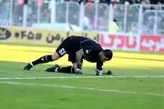 بوسه جنجالی برای محسن فروزان؛ هواداران سر از پا نشناختند + عکس