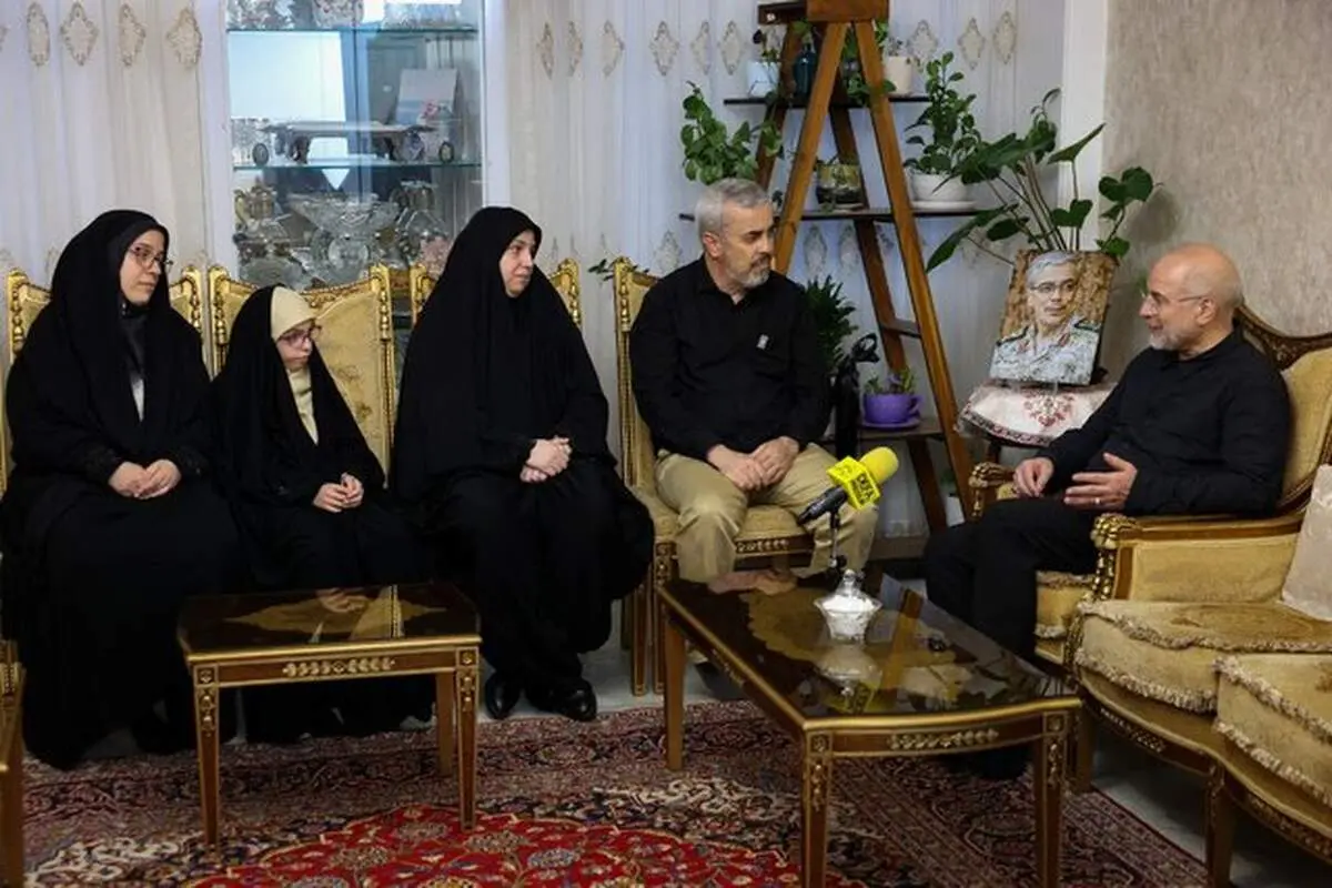 تصویر دو دختر و برادر سرلشکر باقری + ببینید 