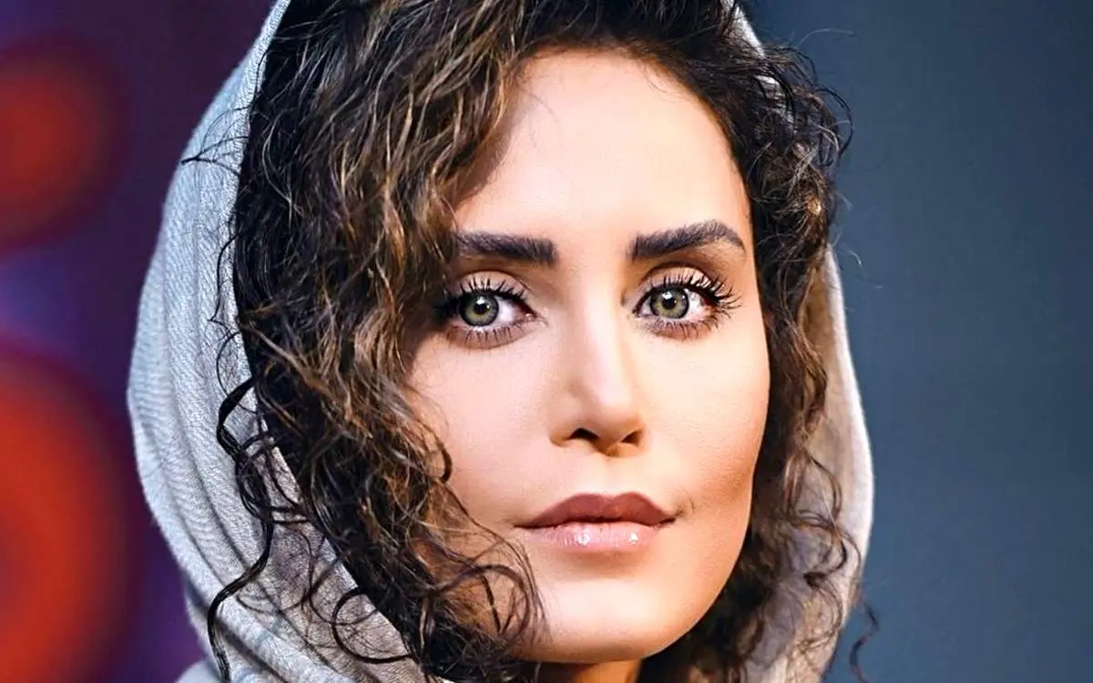 الناز شاکردوست با دامن قِری در عروسی رضا گلزار/ تصاویر