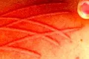 هیچکس نمی‌تواند به این دختر بسیار زیبا حتی دست بزند چه برسد به ازدواج!+عکس