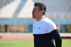 حضور مربی استقلال در خانه خدا خبرساز شد

