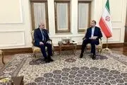 این چهره جنجالی از ایران رفت 