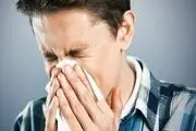 تمام استخوانهای بدن این زن با یک عطسه می شکند+ عکس