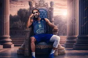 ستاره بسکتبال ایران به استقلال پیوست