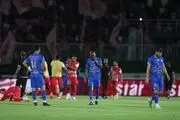 شعار بی‌غیرت بی‌غیرت هواداران استقلال به این فرد/ فیلم