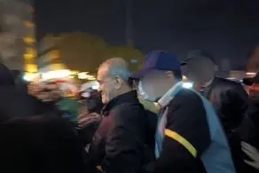 تصاویری از حضور پزشکیان در تجمعات مردمی امشب + ببینید