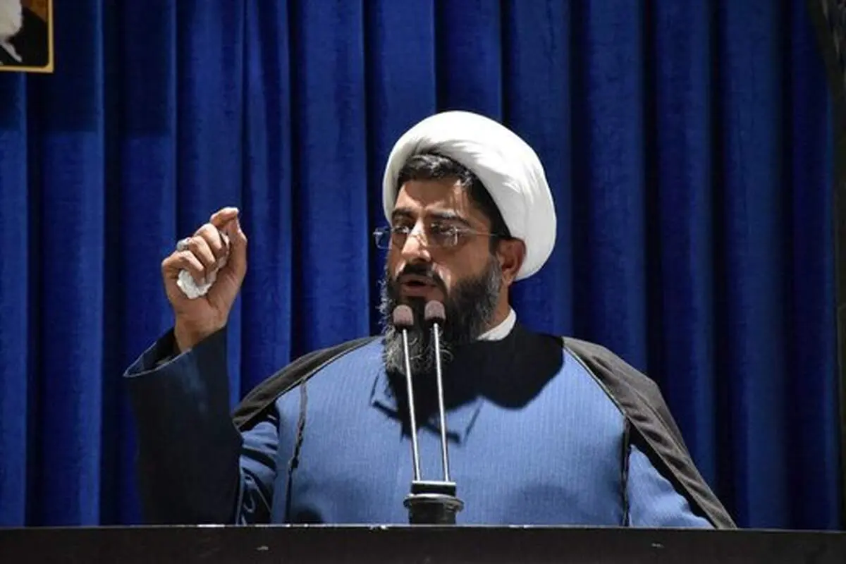انتقاد تند یک امام جمعه به محروم کردن زنان از حقوق شهروندی بخاطر پوشش‌ 