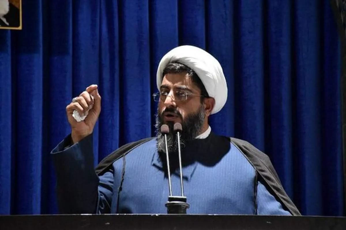 انتقاد تند یک امام جمعه به محروم کردن زنان از حقوق شهروندی بخاطر پوشش