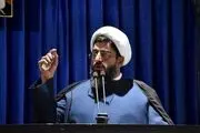 انتقاد تند یک امام جمعه به محروم کردن زنان از حقوق شهروندی بخاطر پوشش‌ 