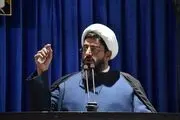 انتقاد تند یک امام جمعه به محروم کردن زنان از حقوق شهروندی بخاطر پوشش‌ 