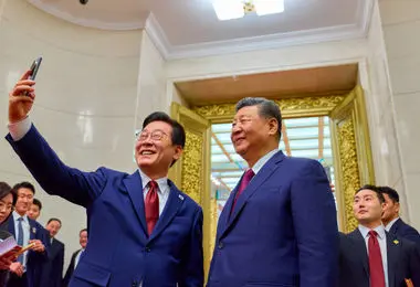 سلفی گرفتن دو رئیس جمهور خبرساز شد + عکس 