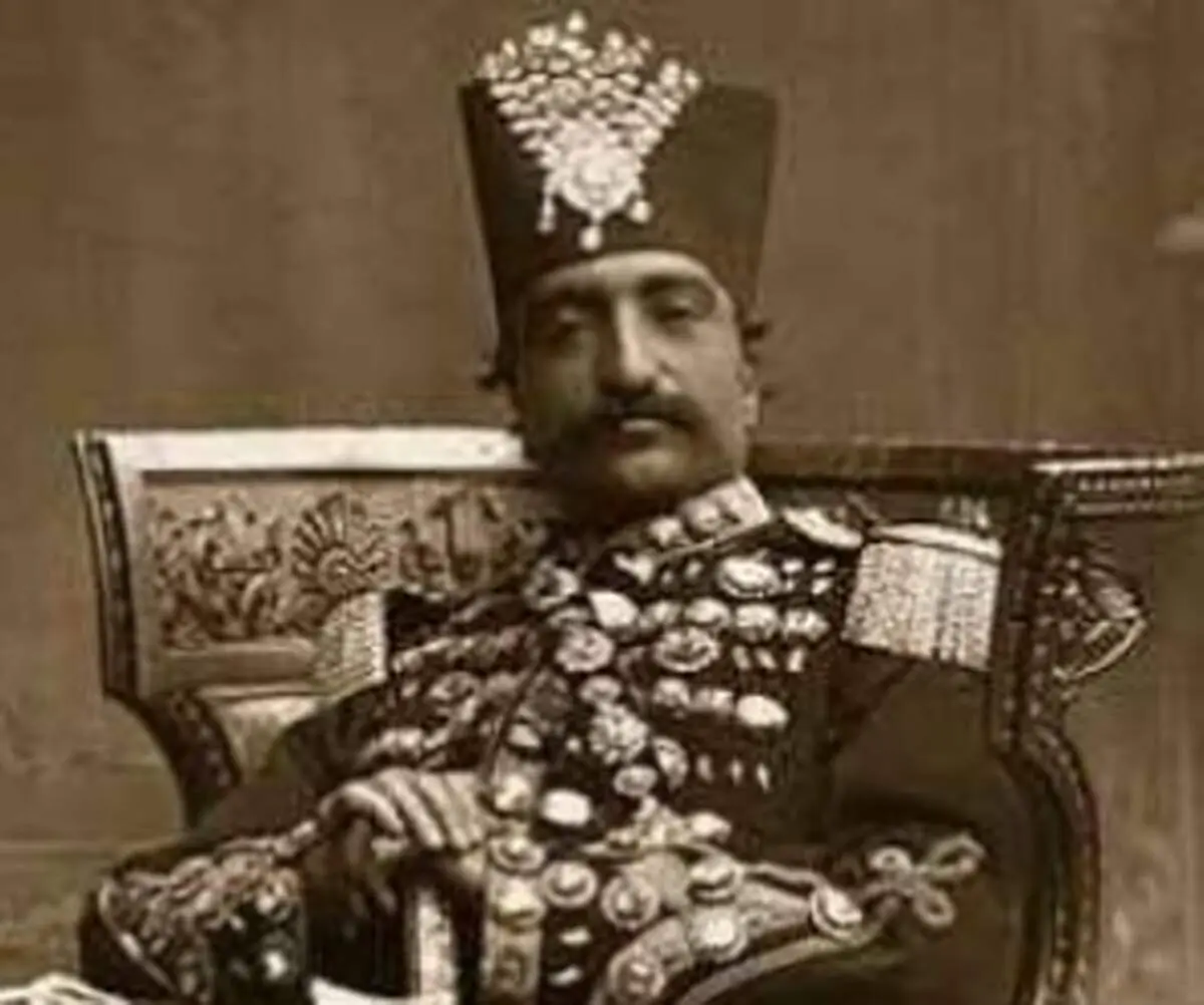 خنده دارترین سلفی ناصرالدین شاه که یادش رفته ژست بگیرد/ عکس